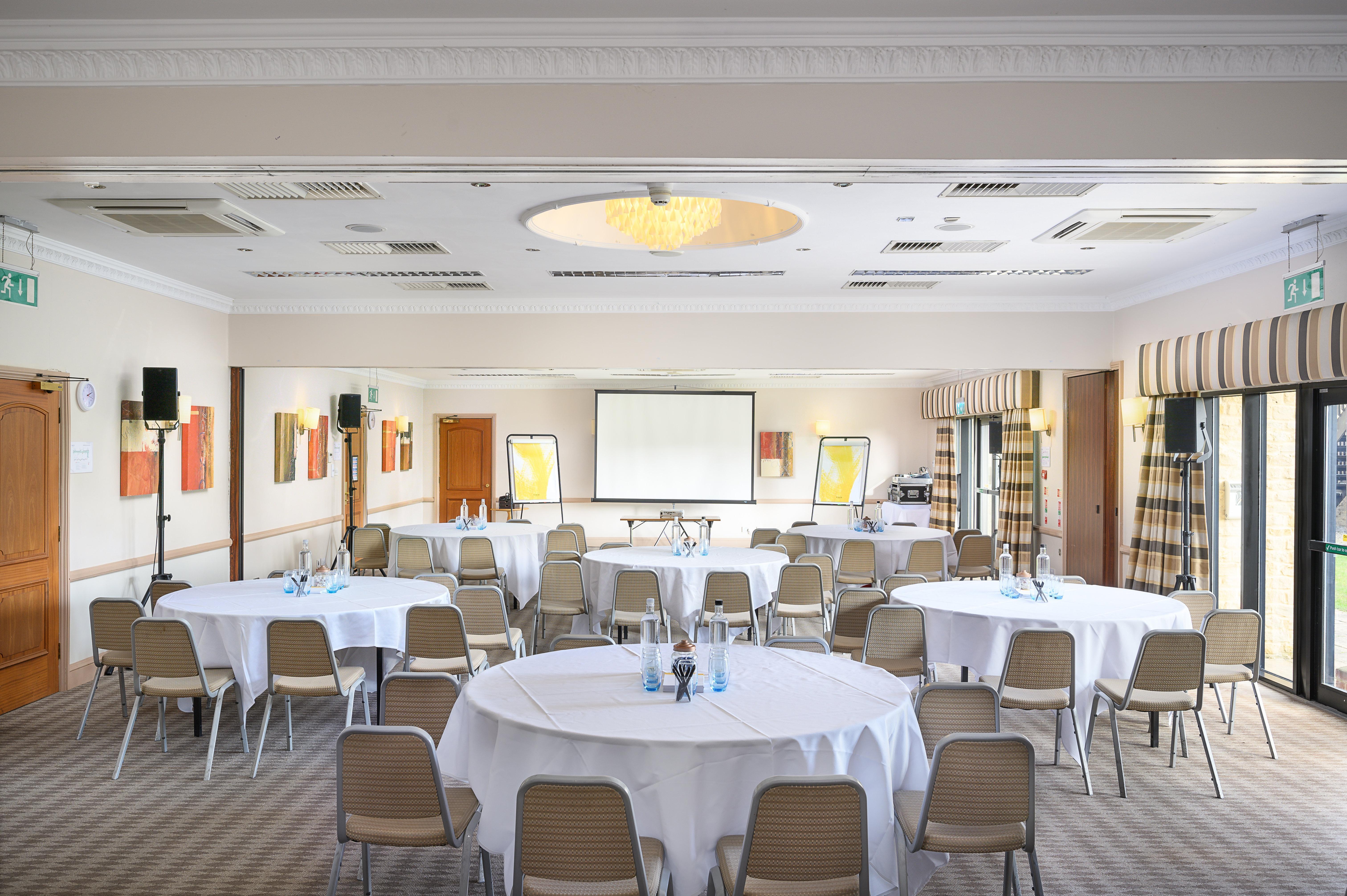 Voco Oxford Thames By Ihg Hotel Kennington  Bagian luar foto