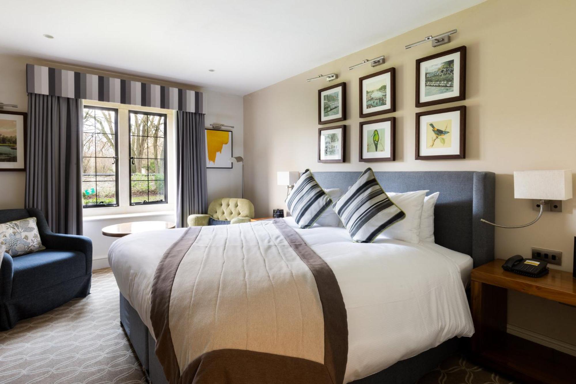 Voco Oxford Thames By Ihg Hotel Kennington  Bagian luar foto