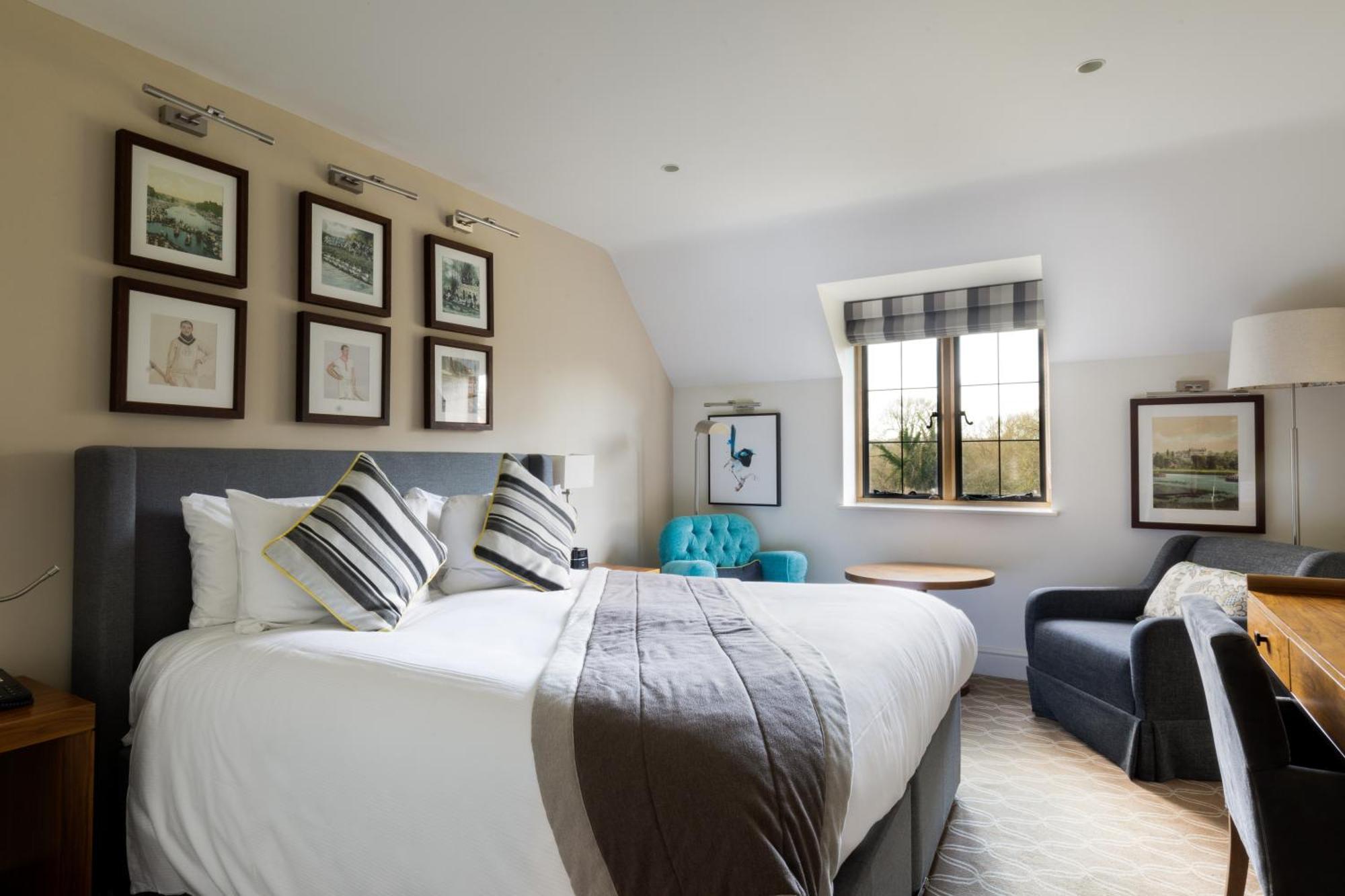 Voco Oxford Thames By Ihg Hotel Kennington  Bagian luar foto